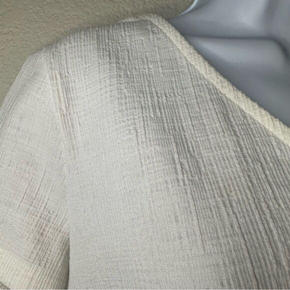 J. Crew Factory Textured V-neck tie-front shirt - Picture 2 of 7